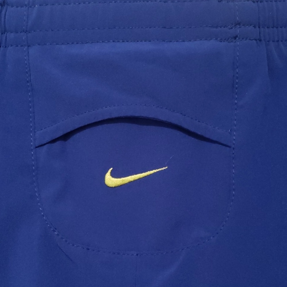 NIKE Dri-Fit Shorts - Picture 5 of 7